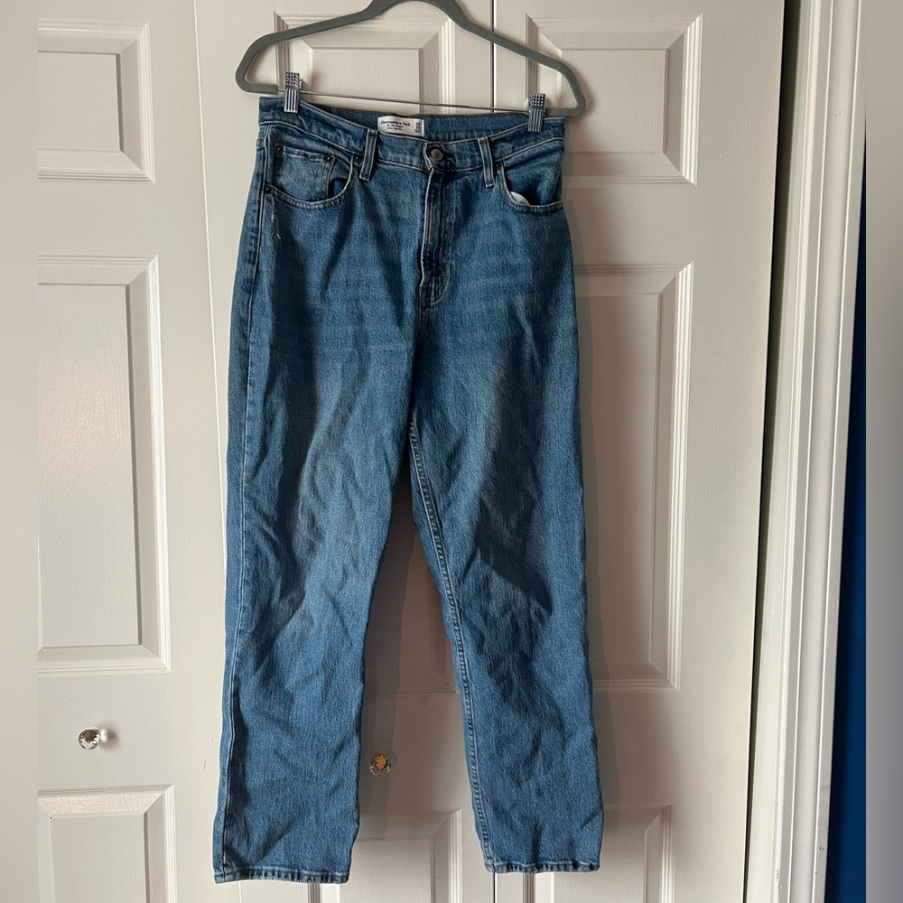 Abercrombie & Fitch Curve Love 90’s Straight Ultra High Rise Size 10 Short